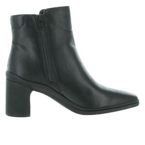 Naturalizer Avery waterproof black leather booties Sz 7 1/2 W